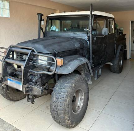 TOYOTA BANDEIRANTE 4.0 OJ55LP-2BL 4X4 CD DIESEL 2P MANUAL